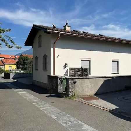 Vakantiehuis Casa Enrica - Bilocale A Con Giardino *